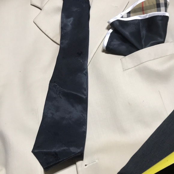 Men’s tie - Picture 2 of 8